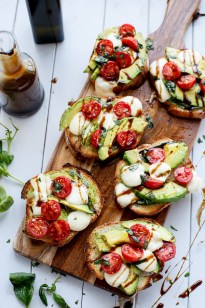 Grilled-Avocado-Caprese-Crostini-41