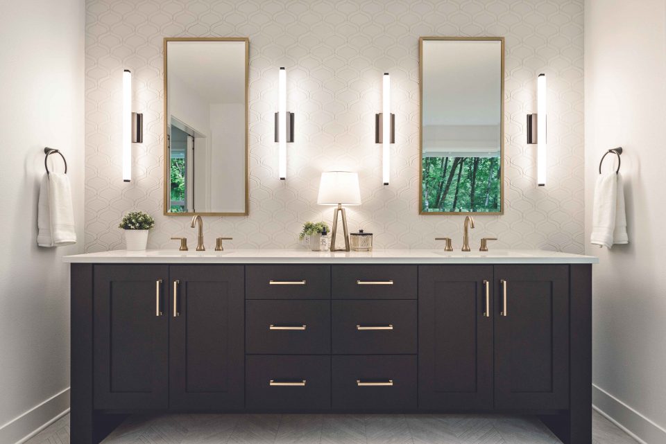 How to Choose Bathroom Lights in 2022