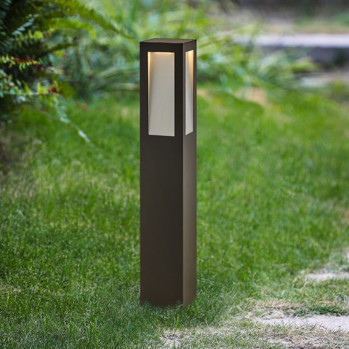 Taper 36-Inch LED Bollard in Bronze by Hinkley Lighting