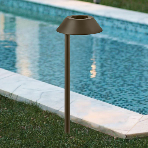 Aura 21.50-Inch Bronze LED Path Light by Hinkley Lighting