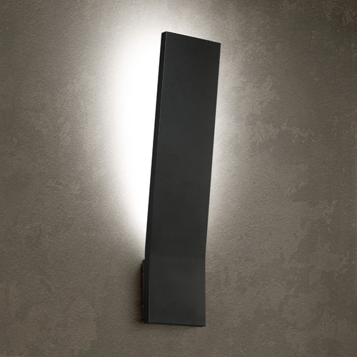 Blade 22-Inch LED Outdoor Wall Light in Black by Modern Forms