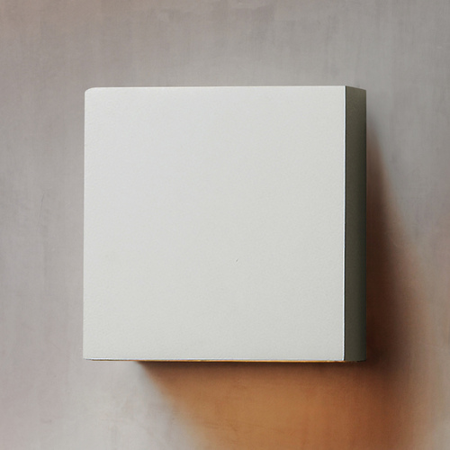 Brik 4.75-Inch LED Outdoor Wall Light in White by ET2 Lighting