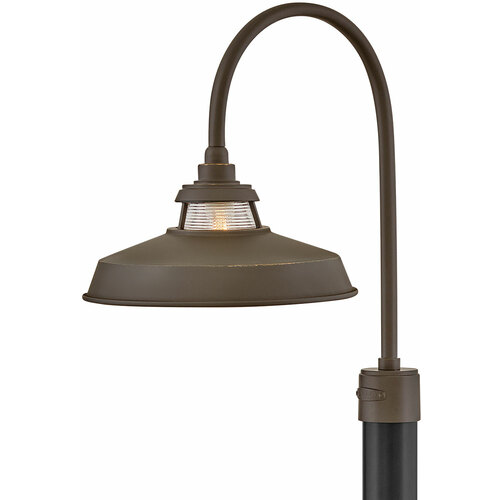 Troyer Medium Outdoor Post Lantern in Bronze by Hinkley Lighting